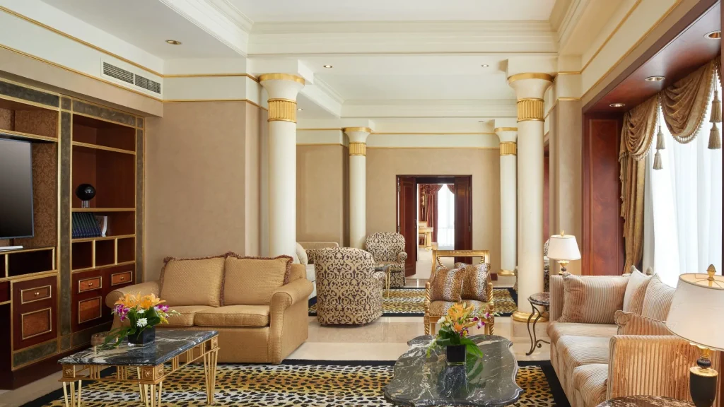 الفندق جراند نايل تاور - القاهرة